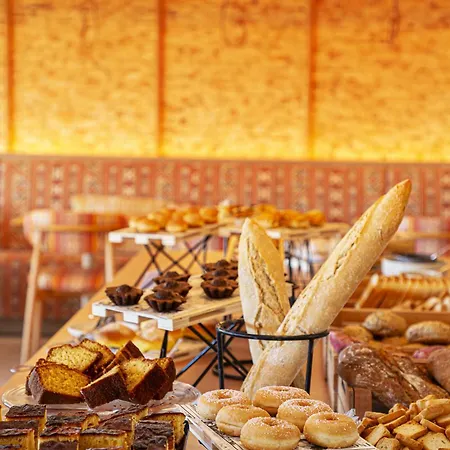 Ozadi - Eurotel Hotel