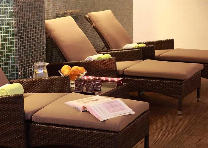 Ozadi - Eurotel Hotel 4*