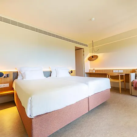 Ozadi - Eurotel فندق